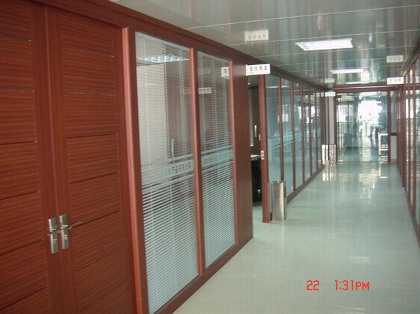 沈陽雙層帶調節百葉隔斷