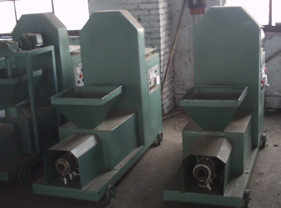 潤合木炭機設備和木炭機價格