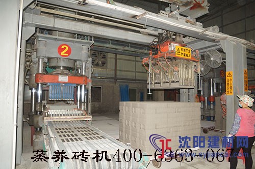用液壓磚機(jī)生產(chǎn)環(huán)保建材利潤高