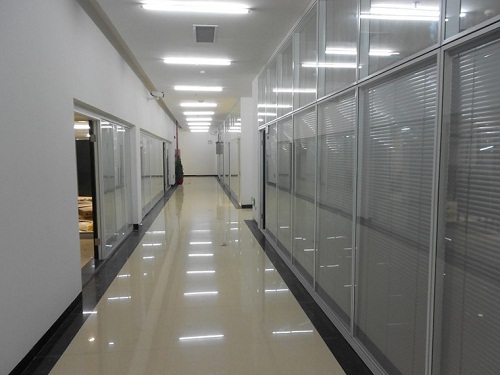 沈陽(yáng)辦公隔間安裝，沈陽(yáng)高隔間安裝，沈陽(yáng)玻璃隔間安裝