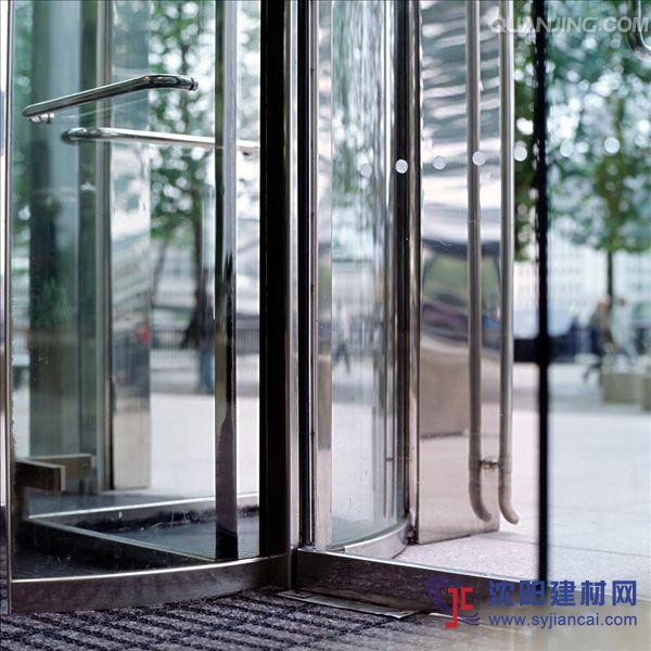 自動旋轉(zhuǎn)門 2017旋轉(zhuǎn)門品牌之一永環(huán)門控門業(yè)