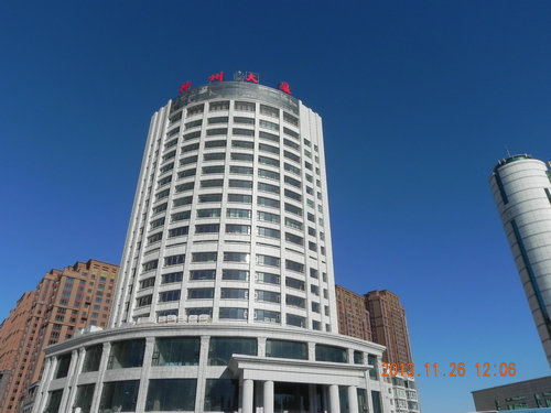 吉林市神州大廈 德國曼瑞德高熱回收型新風機組