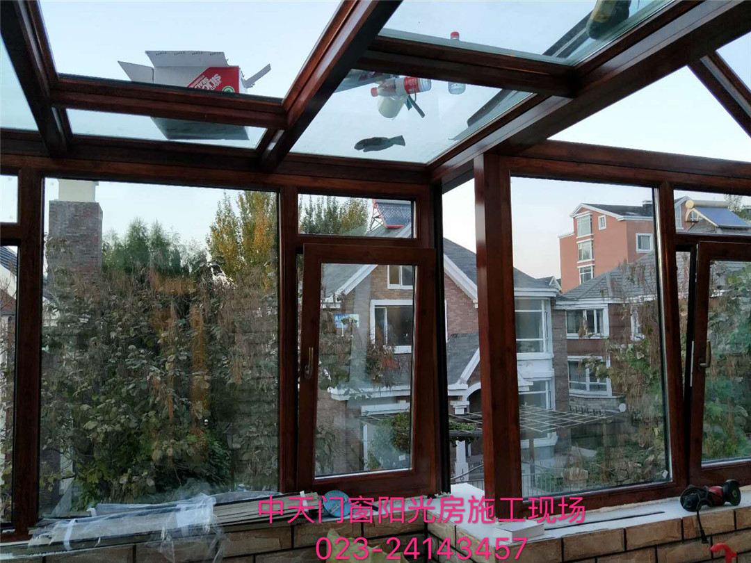 別墅陽光房斷橋鋁窗